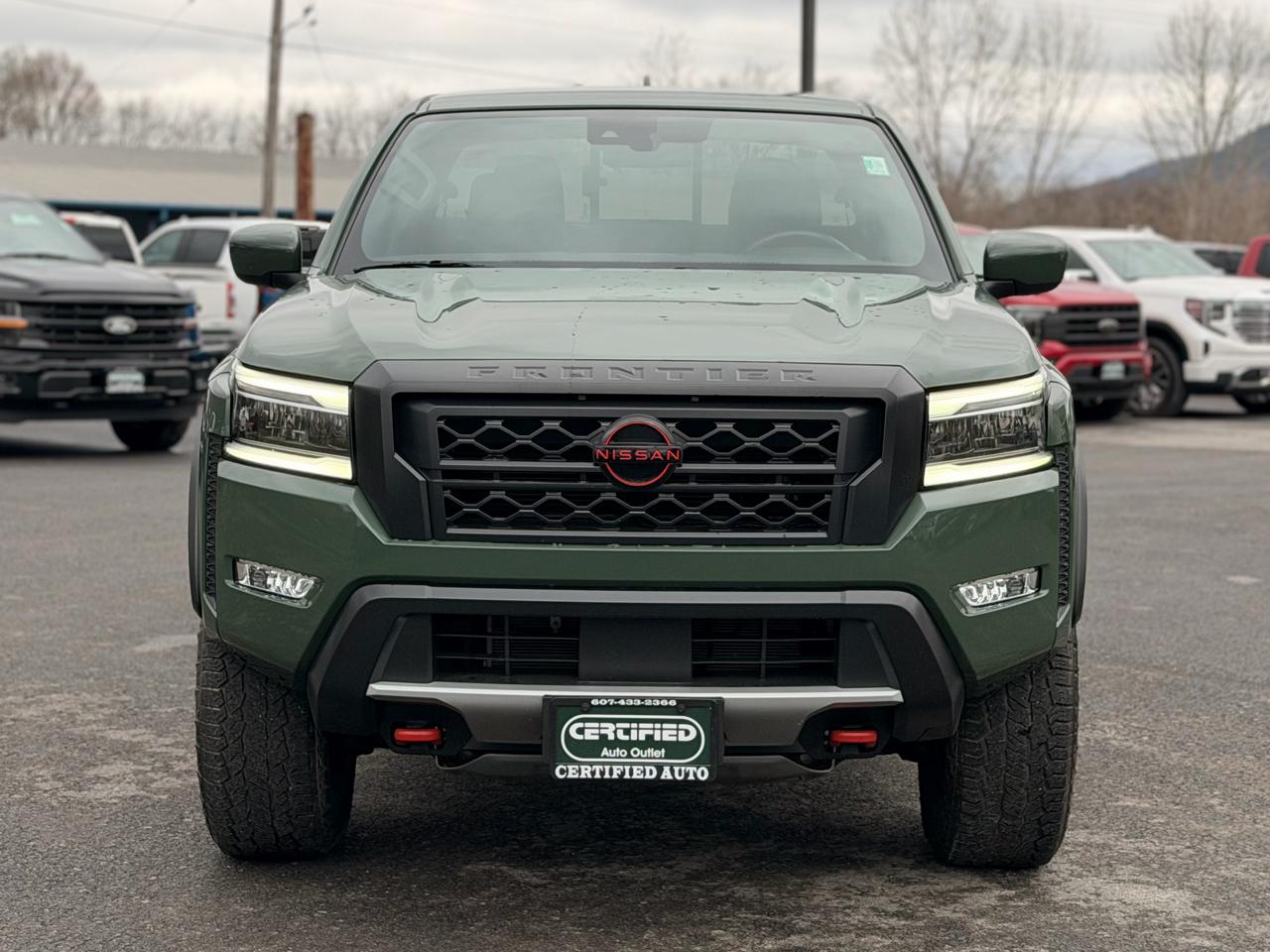 Nissan Frontier PRO-4X Crew Cab 4WD 2024