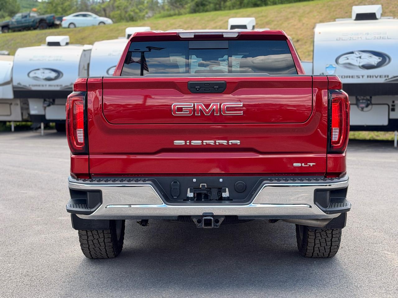 GMC Sierra 1500 SLT Crew Cab 4WD 2023
