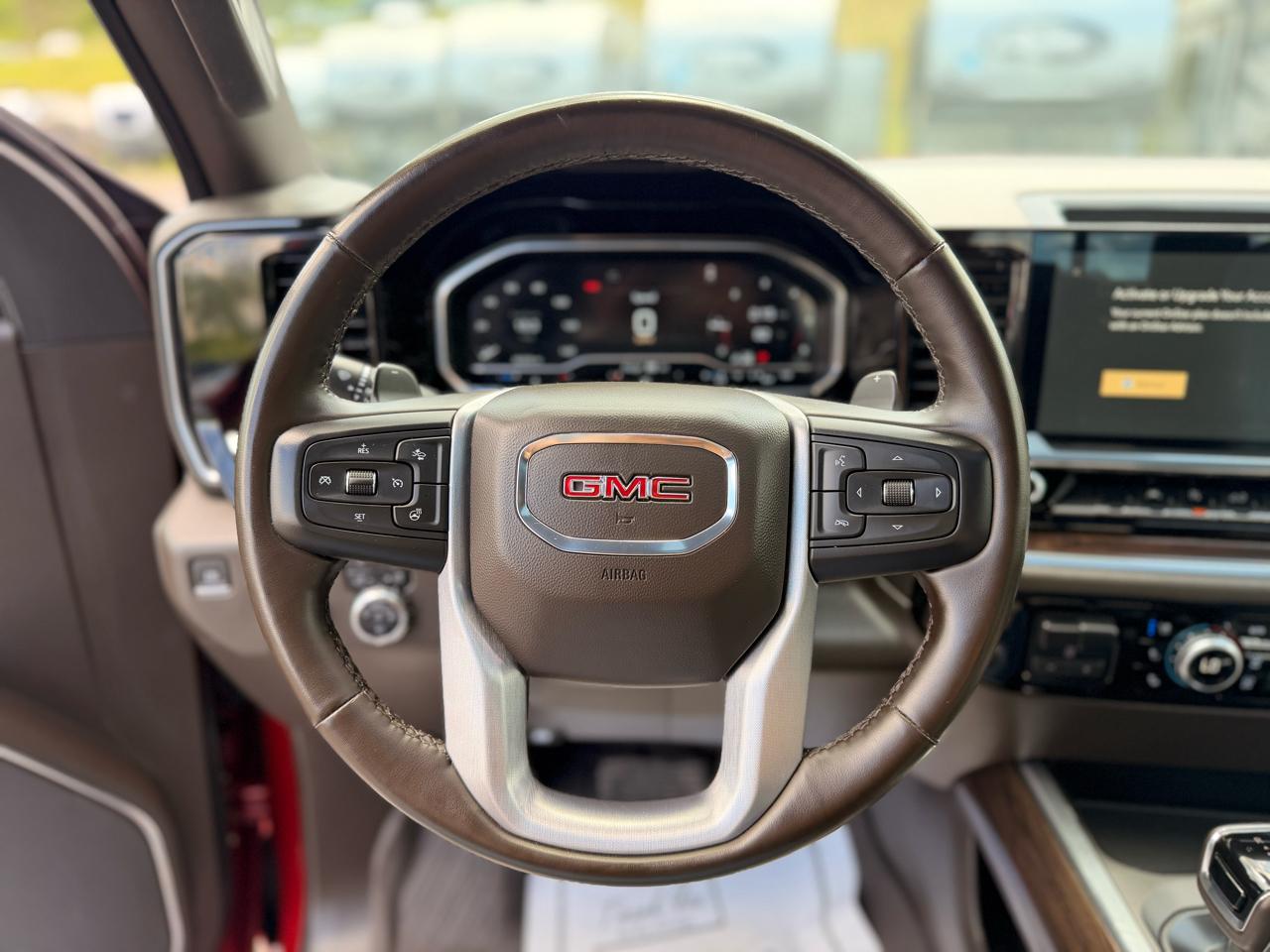 GMC Sierra 1500 SLT Crew Cab 4WD 2023