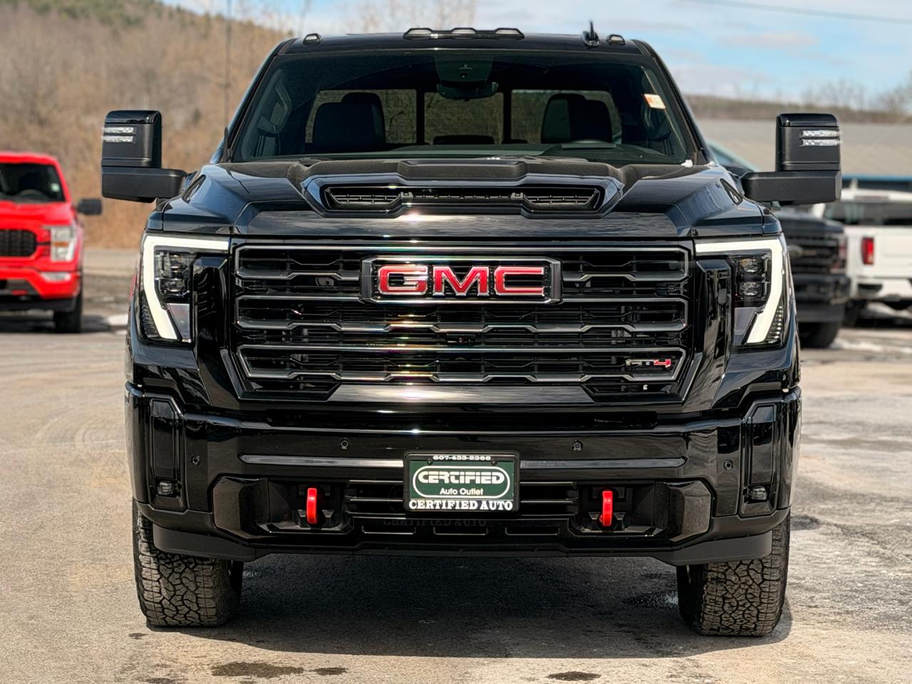 GMC Sierra 2500HD AT4 Crew Cab 4WD 2025