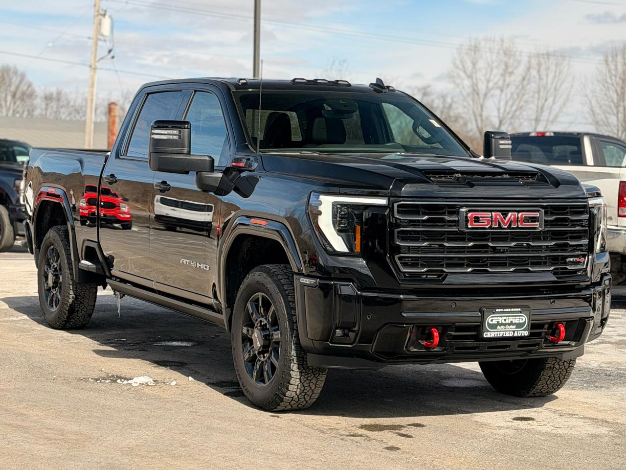 GMC Sierra 2500HD AT4 Crew Cab 4WD 2025