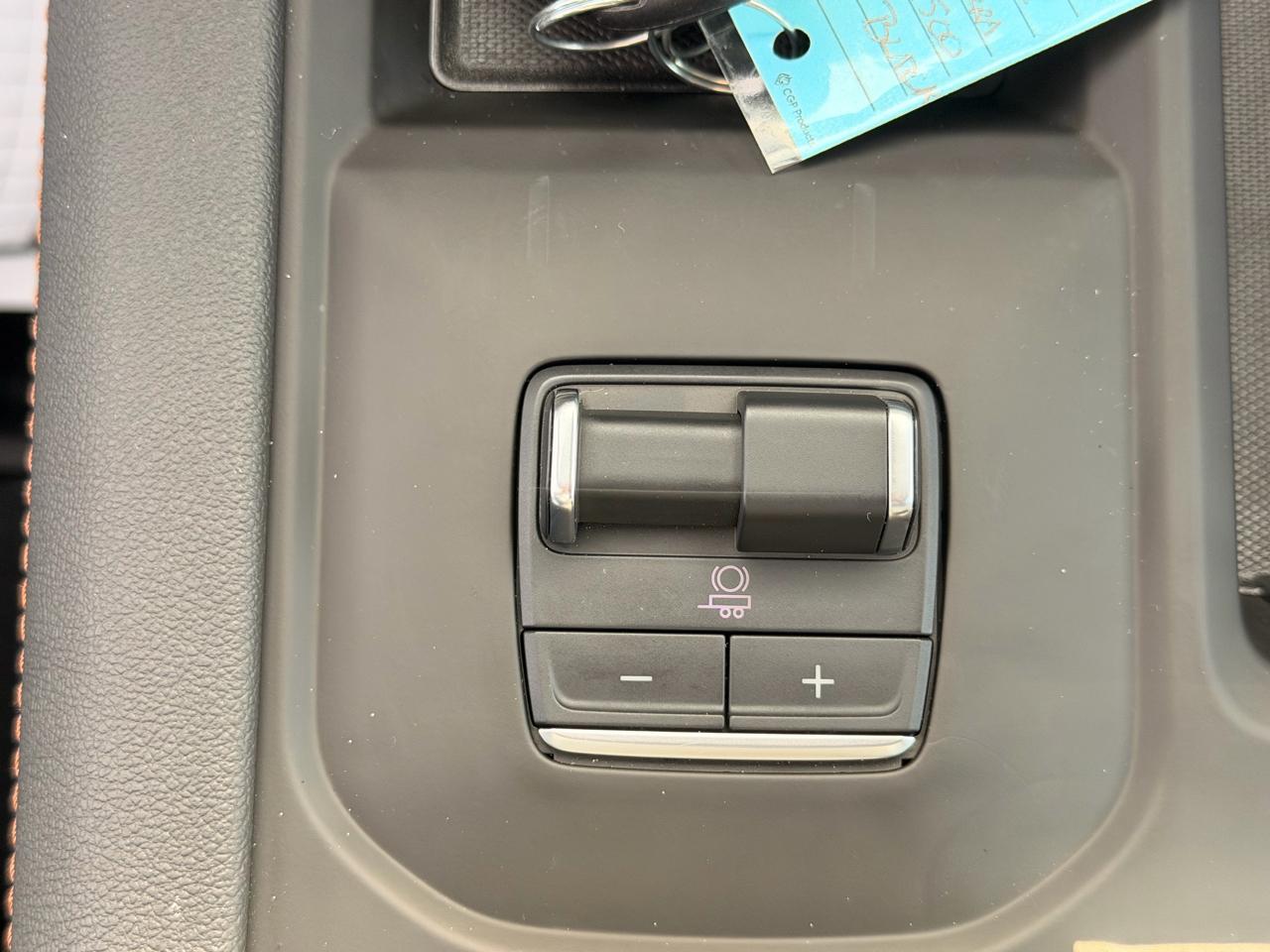 GMC Sierra 2500HD AT4 Crew Cab 4WD 2025