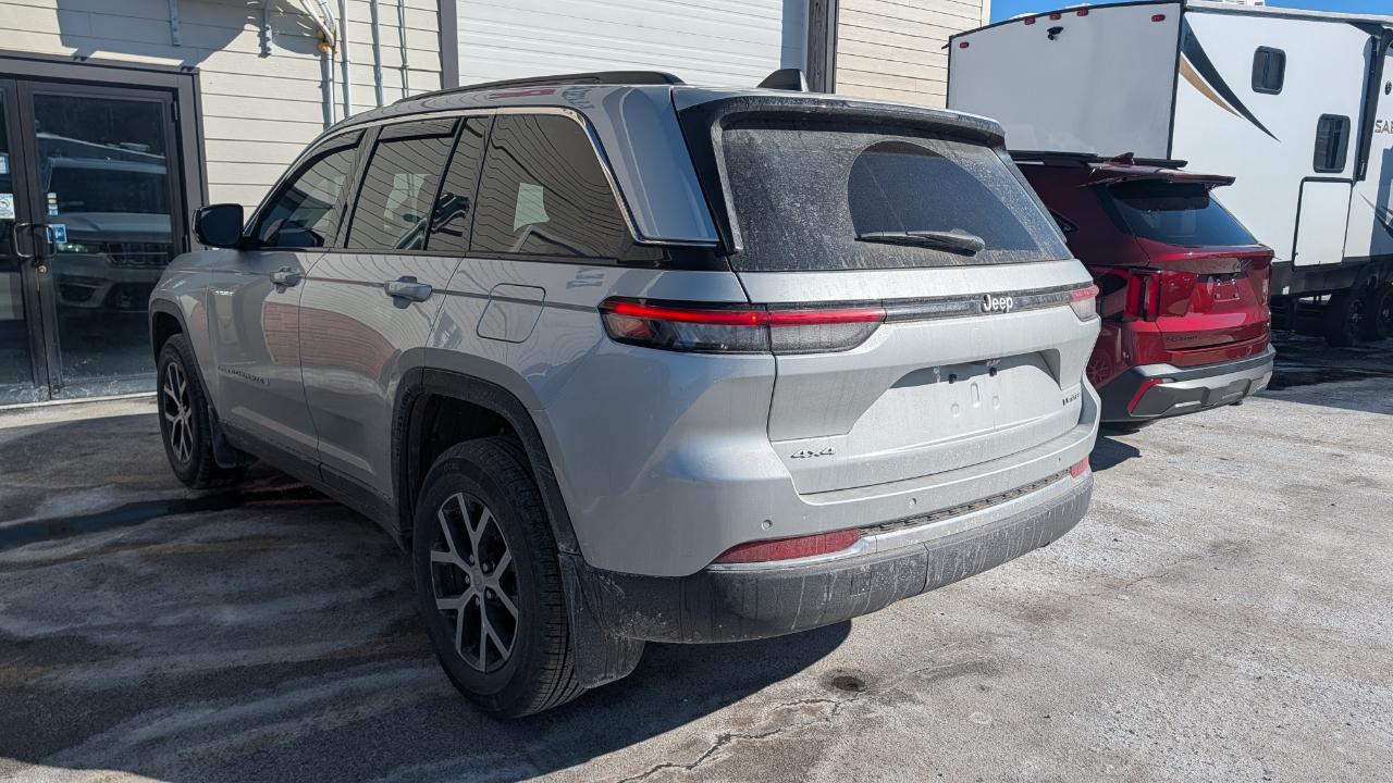 Jeep Grand Cherokee Limited 4WD 2025