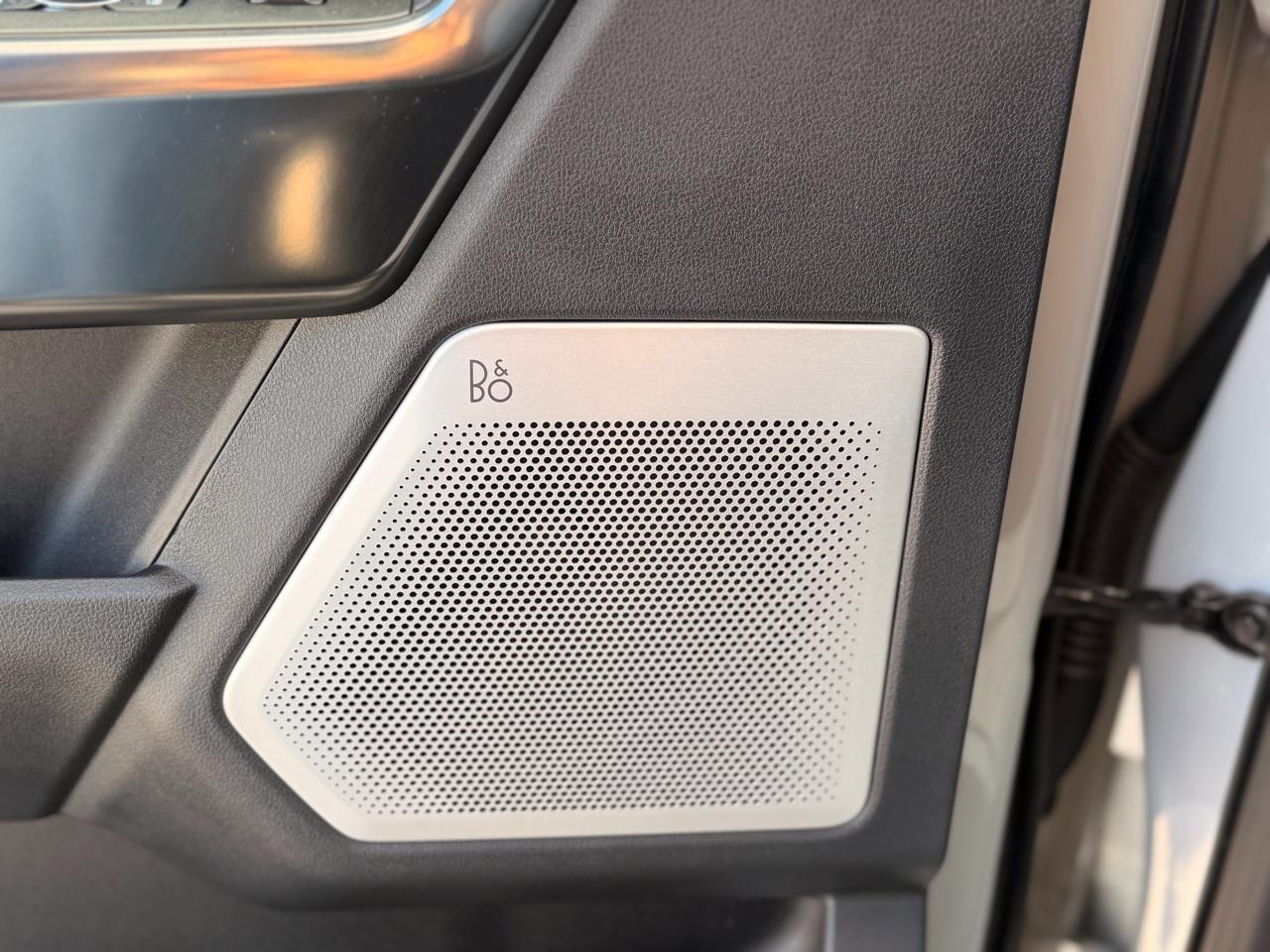 Ford F-250 SD Platinum Crew Cab 4WD 2025