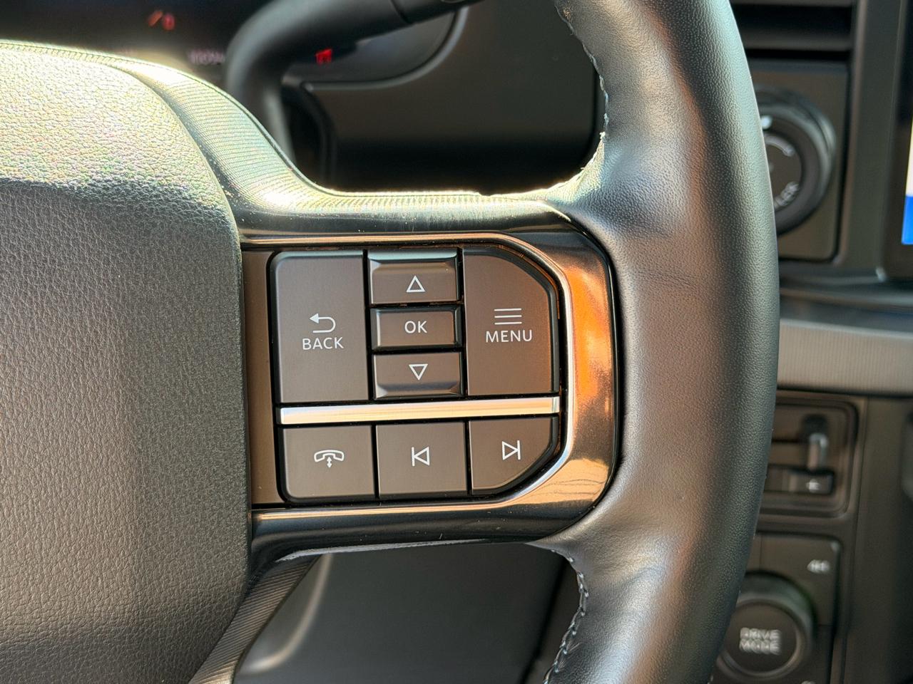 Ford F-250 SD Platinum Crew Cab 4WD 2025