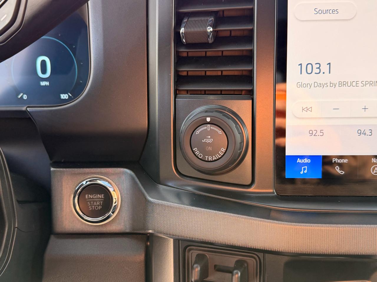 Ford F-250 SD Platinum Crew Cab 4WD 2025