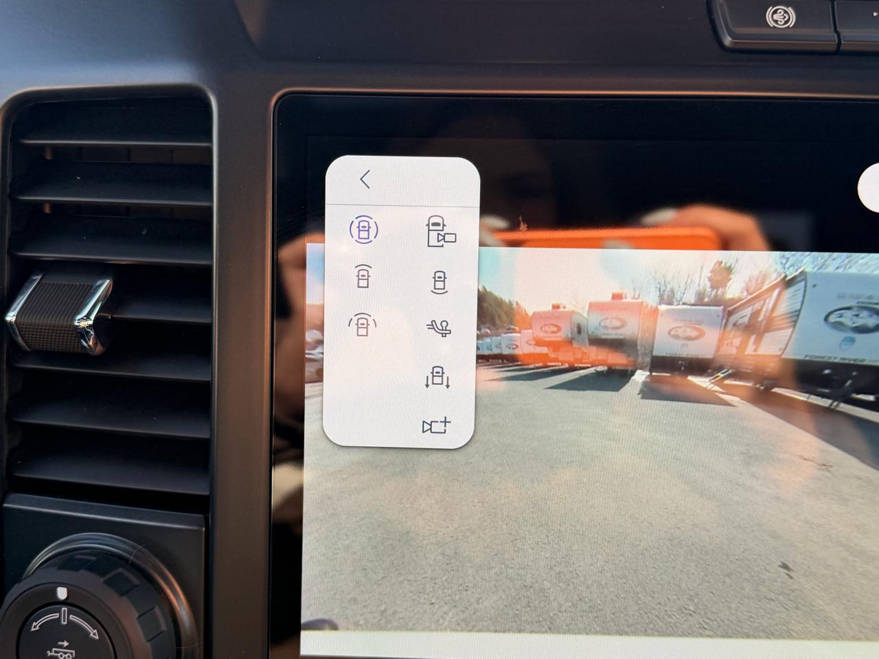 Ford F-250 SD Platinum Crew Cab 4WD 2025