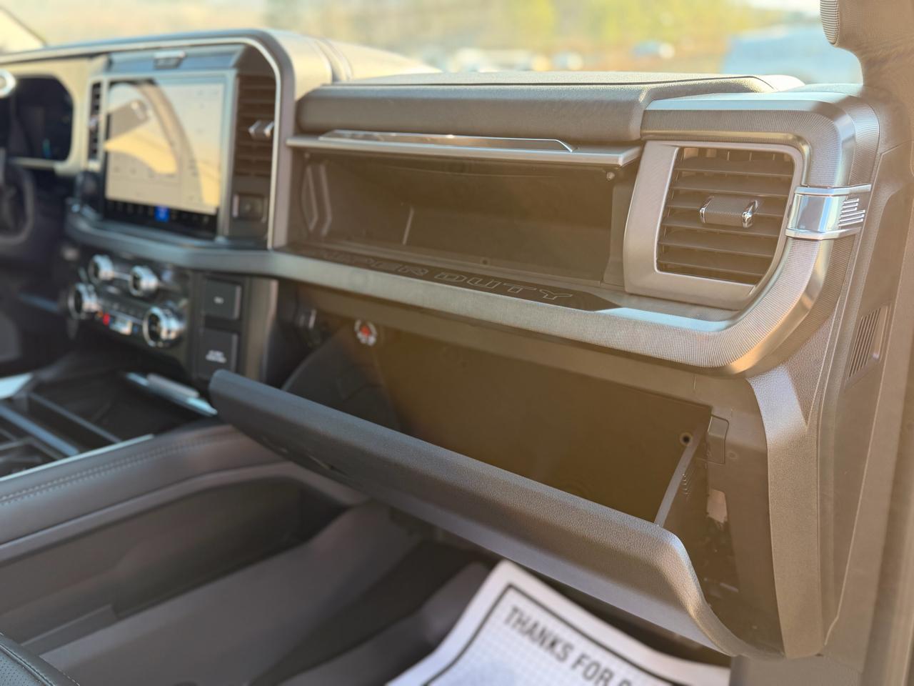 Ford F-250 SD Platinum Crew Cab 4WD 2025