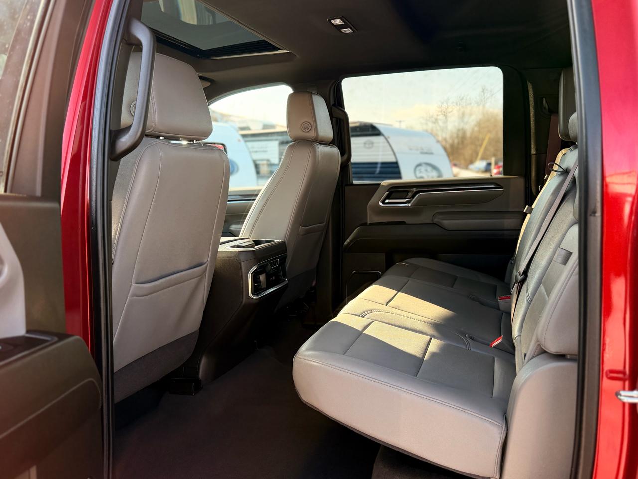 Chevrolet Silverado 2500HD LTZ Crew Cab 4WD 2024