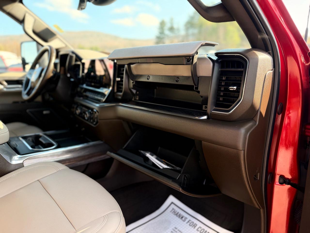 Chevrolet Silverado 2500HD LTZ Crew Cab 4WD 2024