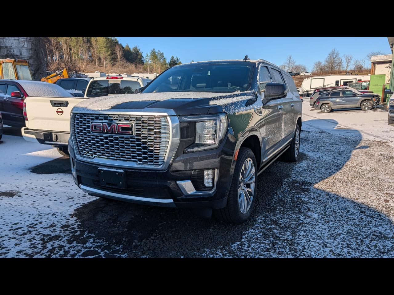 GMC Yukon XL Denali 4WD 2024