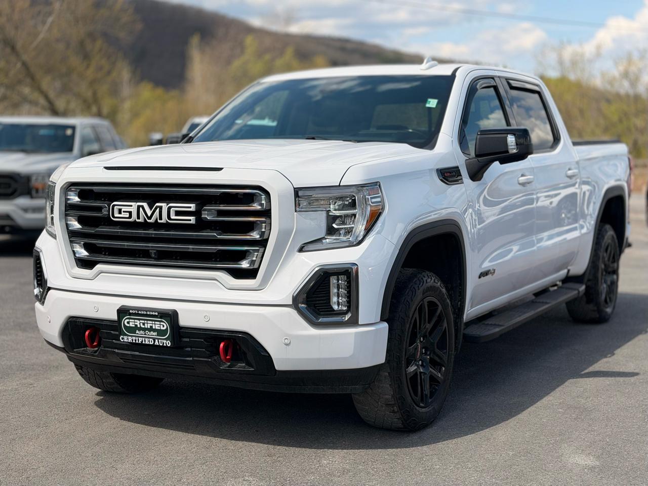 GMC Sierra 1500 AT4 Crew Cab 4WD 2019