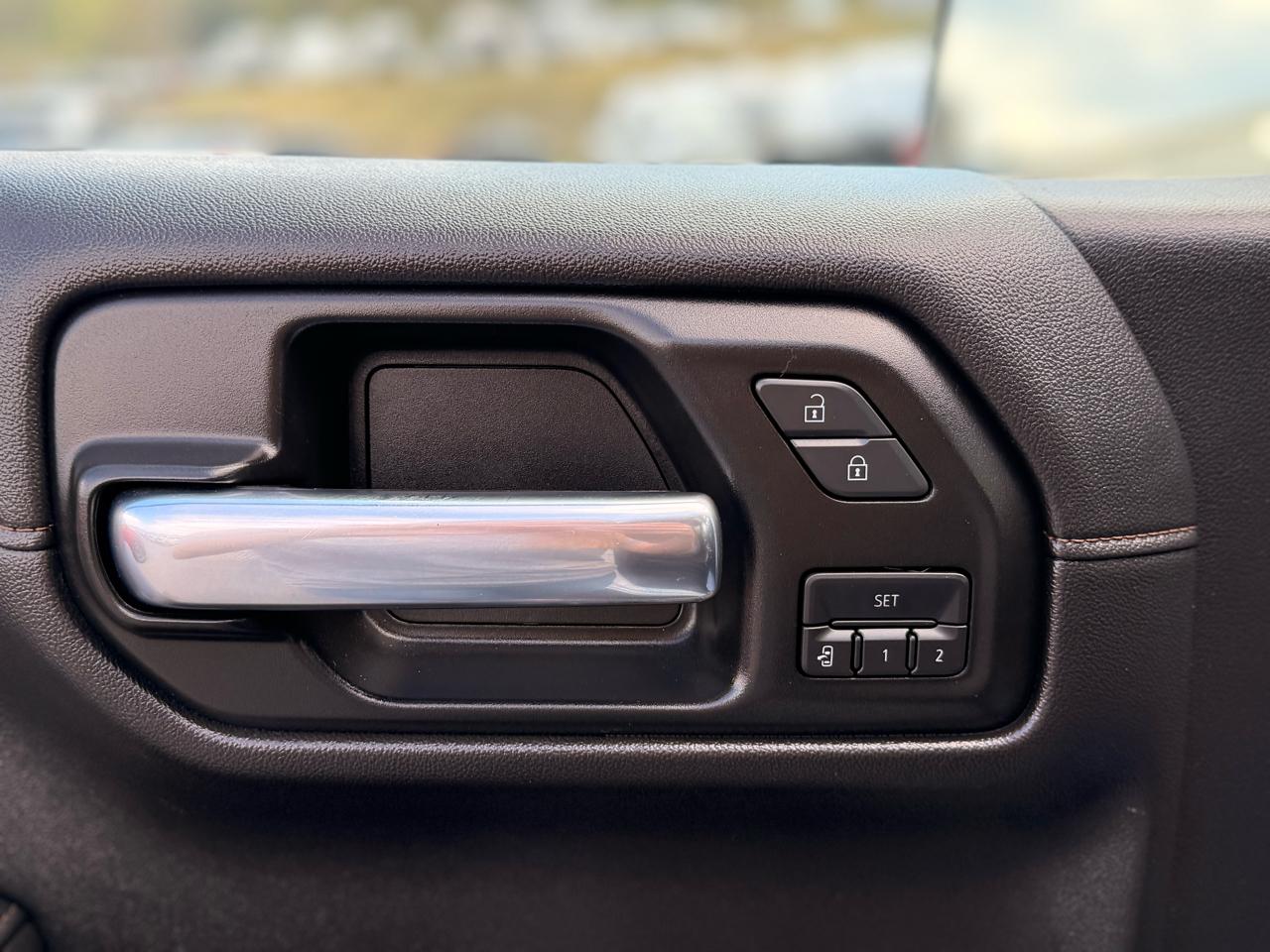 GMC Sierra 1500 AT4 Crew Cab 4WD 2019