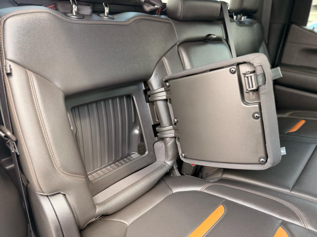GMC Sierra 1500 AT4 Crew Cab 4WD 2019