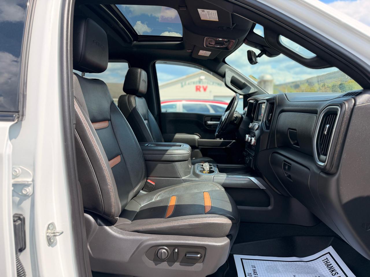 GMC Sierra 1500 AT4 Crew Cab 4WD 2019