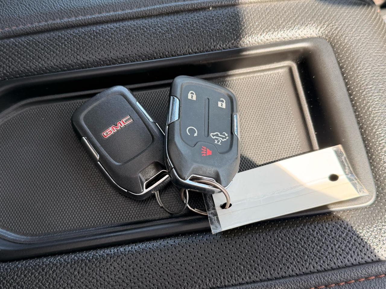 GMC Sierra 1500 AT4 Crew Cab 4WD 2019