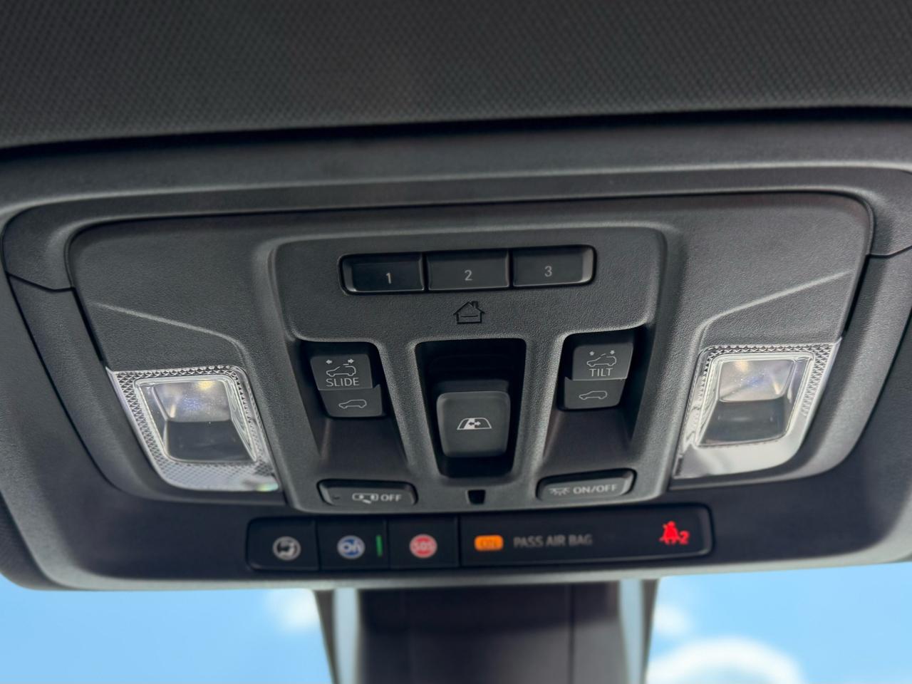 GMC Sierra 1500 AT4 Crew Cab 4WD 2019