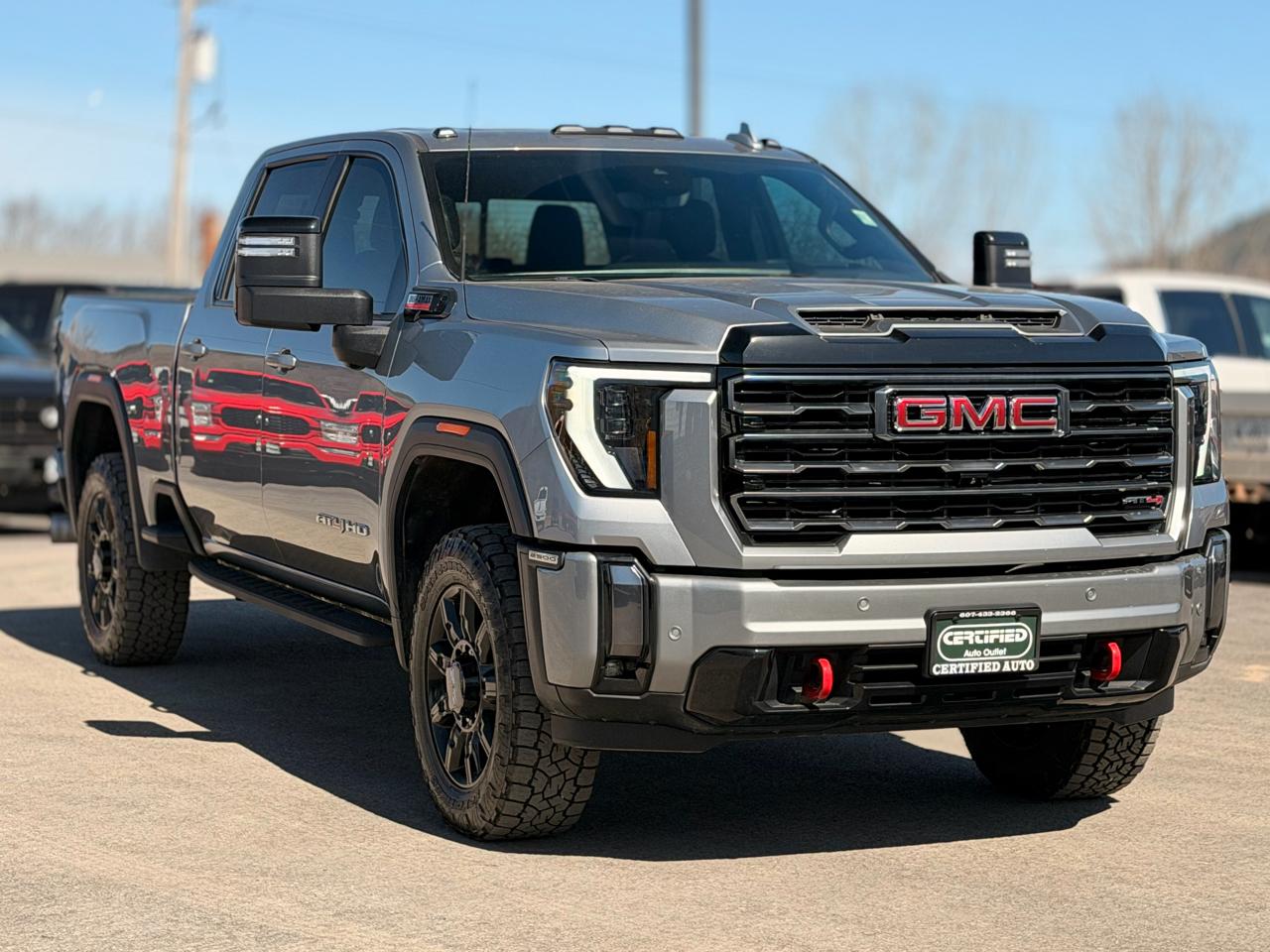 GMC Sierra 2500HD AT4 Crew Cab 4WD 2024