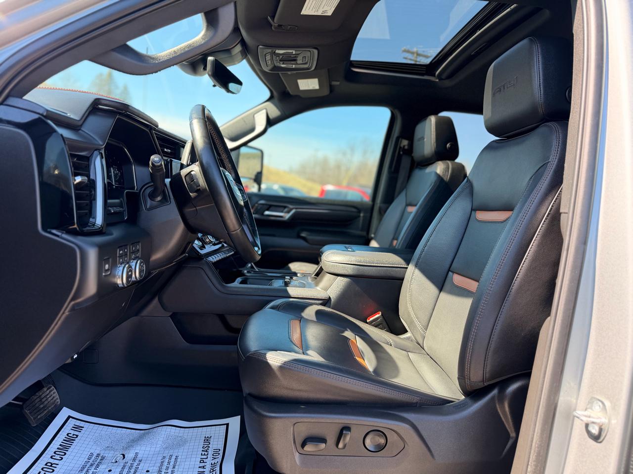 GMC Sierra 2500HD AT4 Crew Cab 4WD 2024