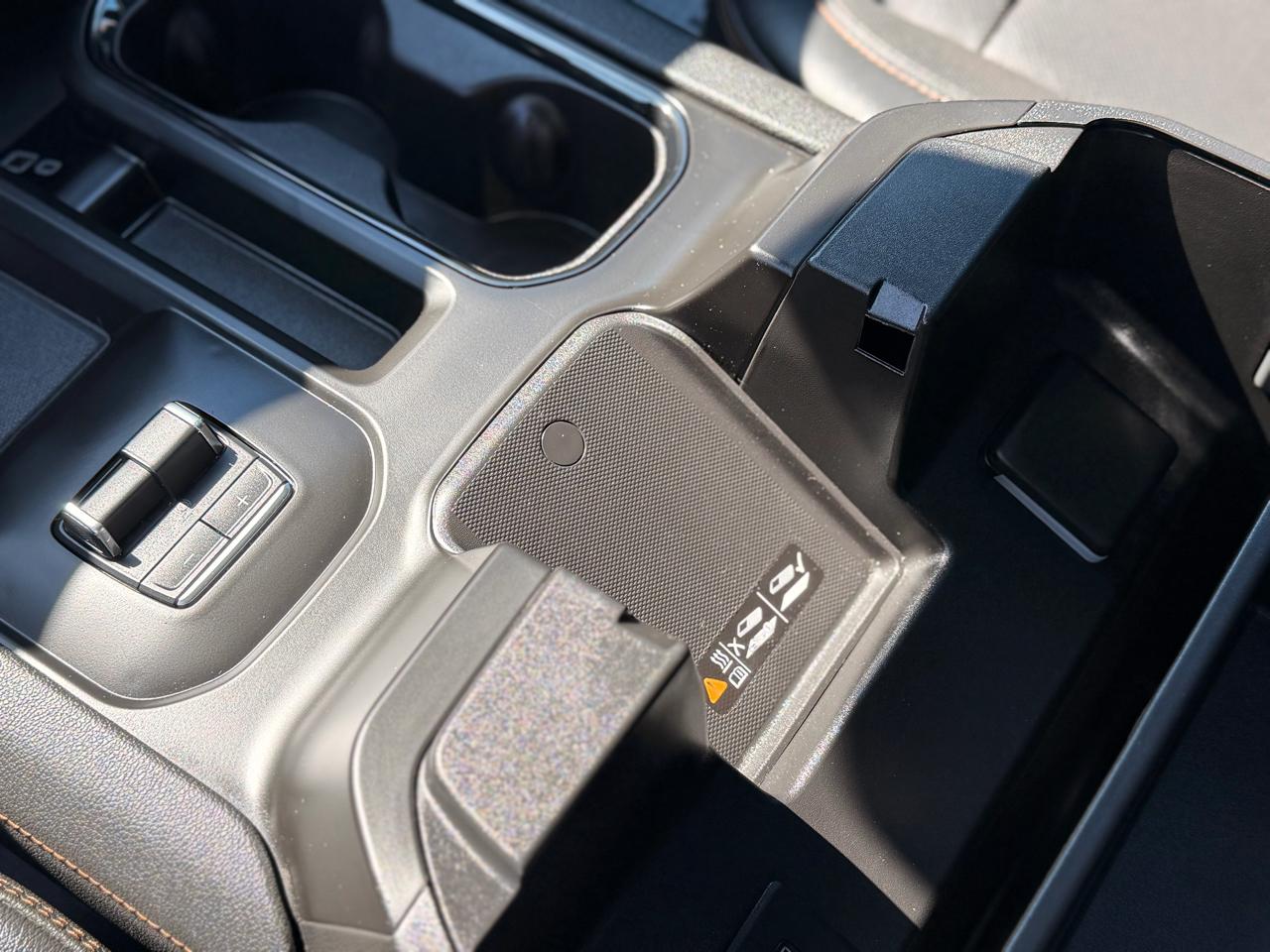 GMC Sierra 2500HD AT4 Crew Cab 4WD 2024