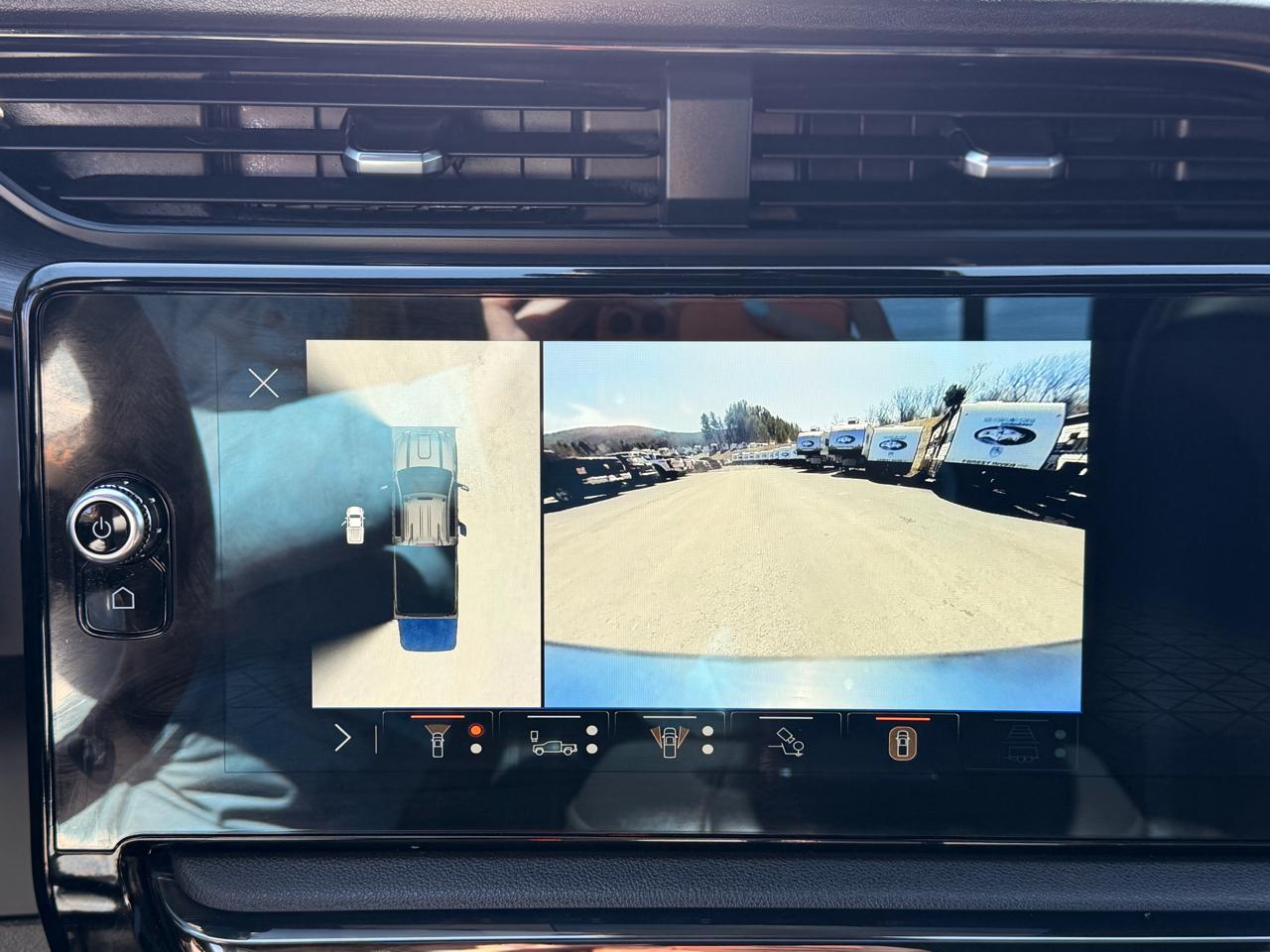 GMC Sierra 2500HD AT4 Crew Cab 4WD 2024