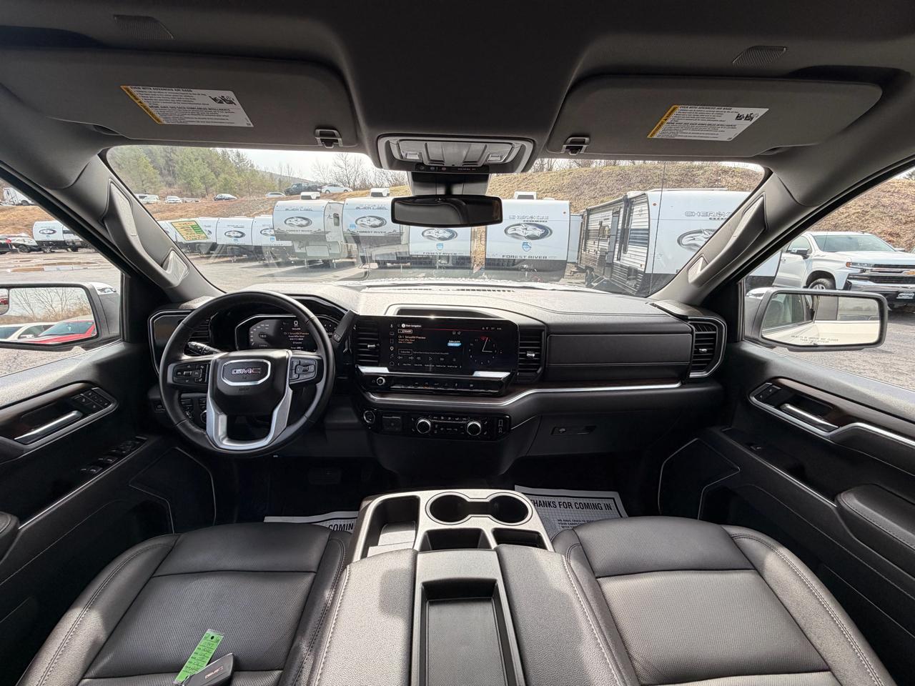 GMC Sierra 1500 SLT Crew Cab 4WD 2026