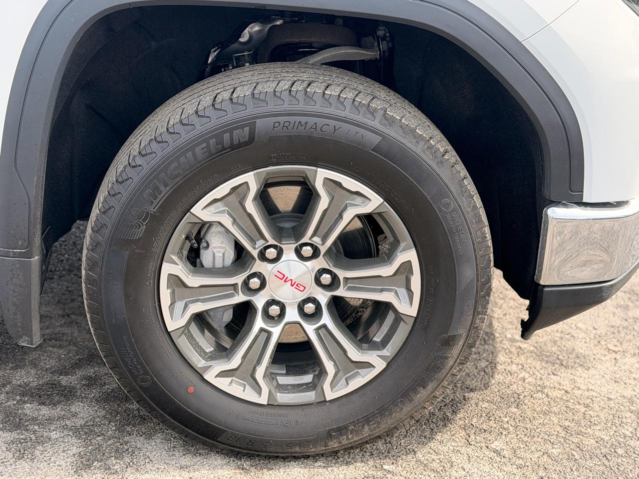 GMC Sierra 1500 SLT Crew Cab 4WD 2026