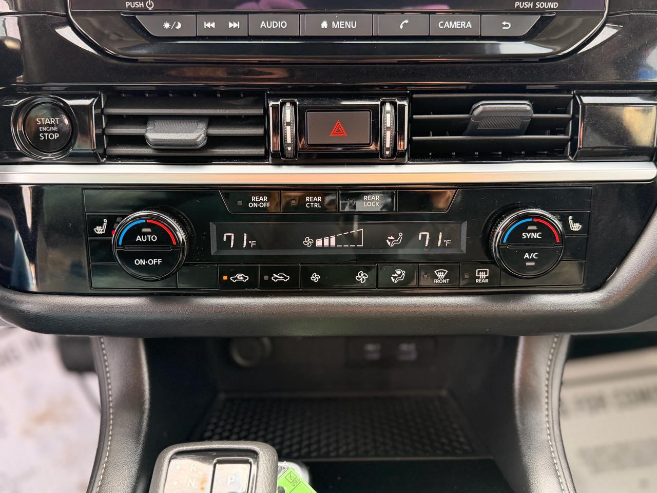 Nissan Pathfinder SV 4WD 2025