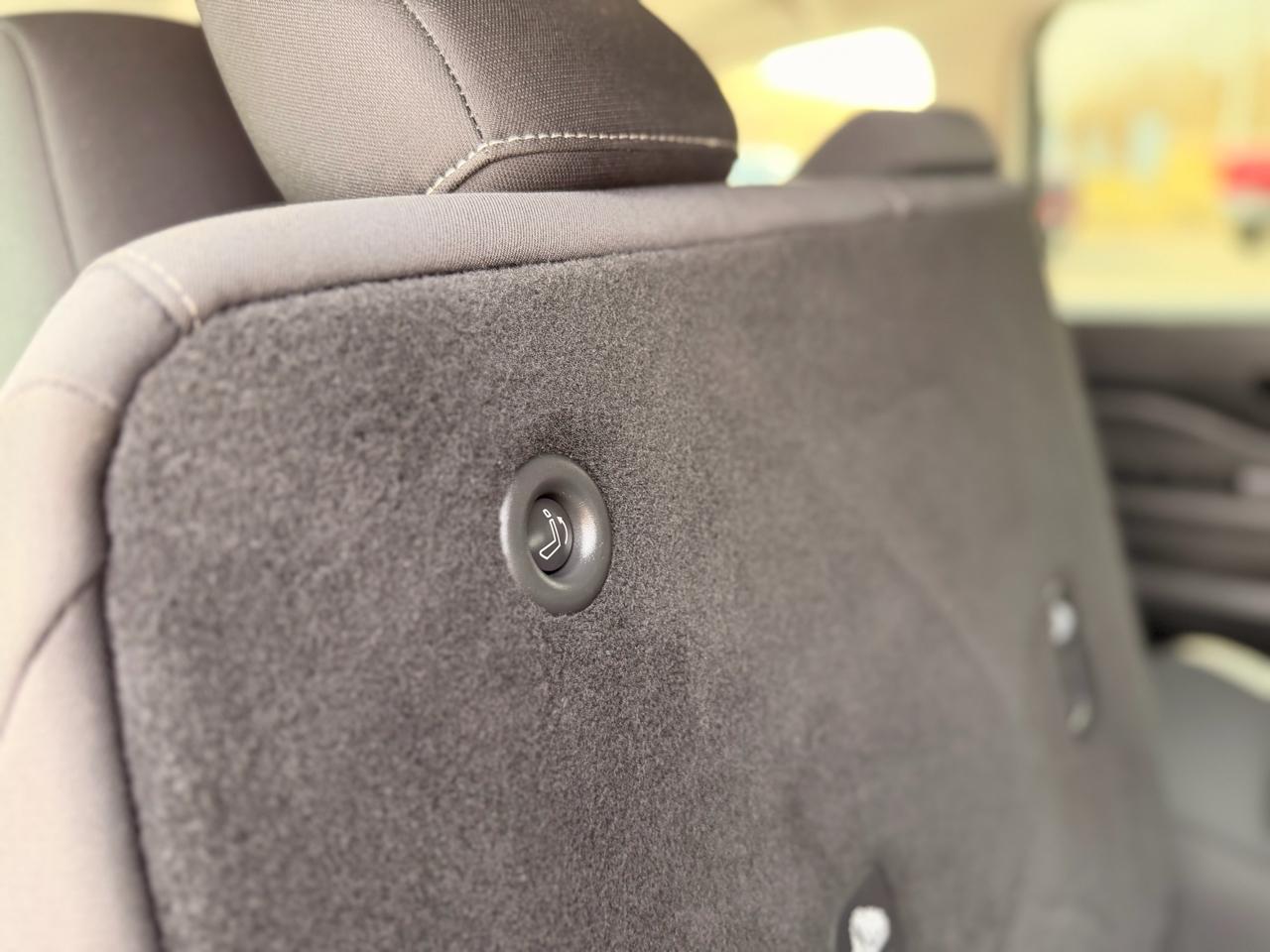 Nissan Pathfinder SV 4WD 2025