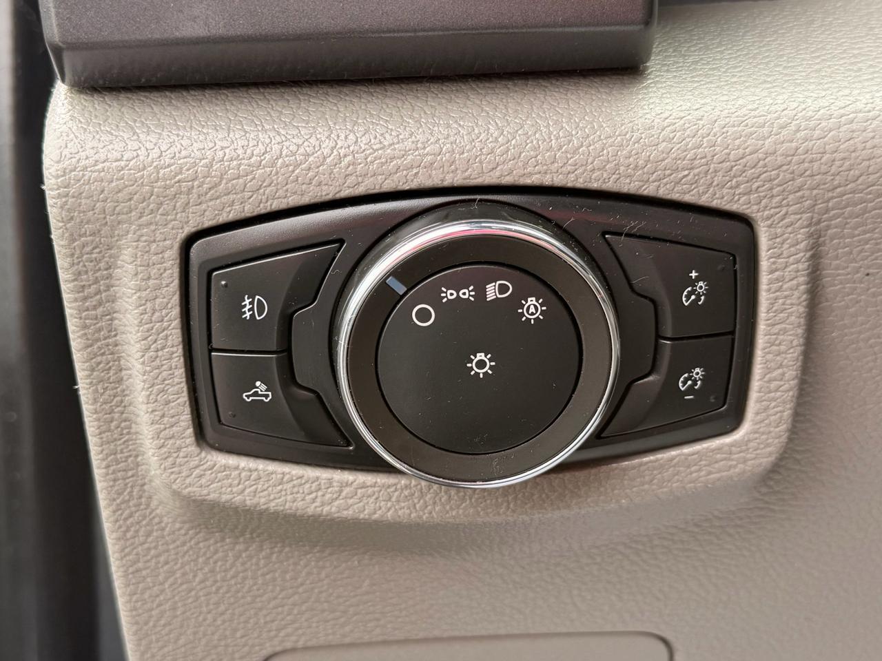 Ford F-250 SD XLT Crew Cab 4WD 2022