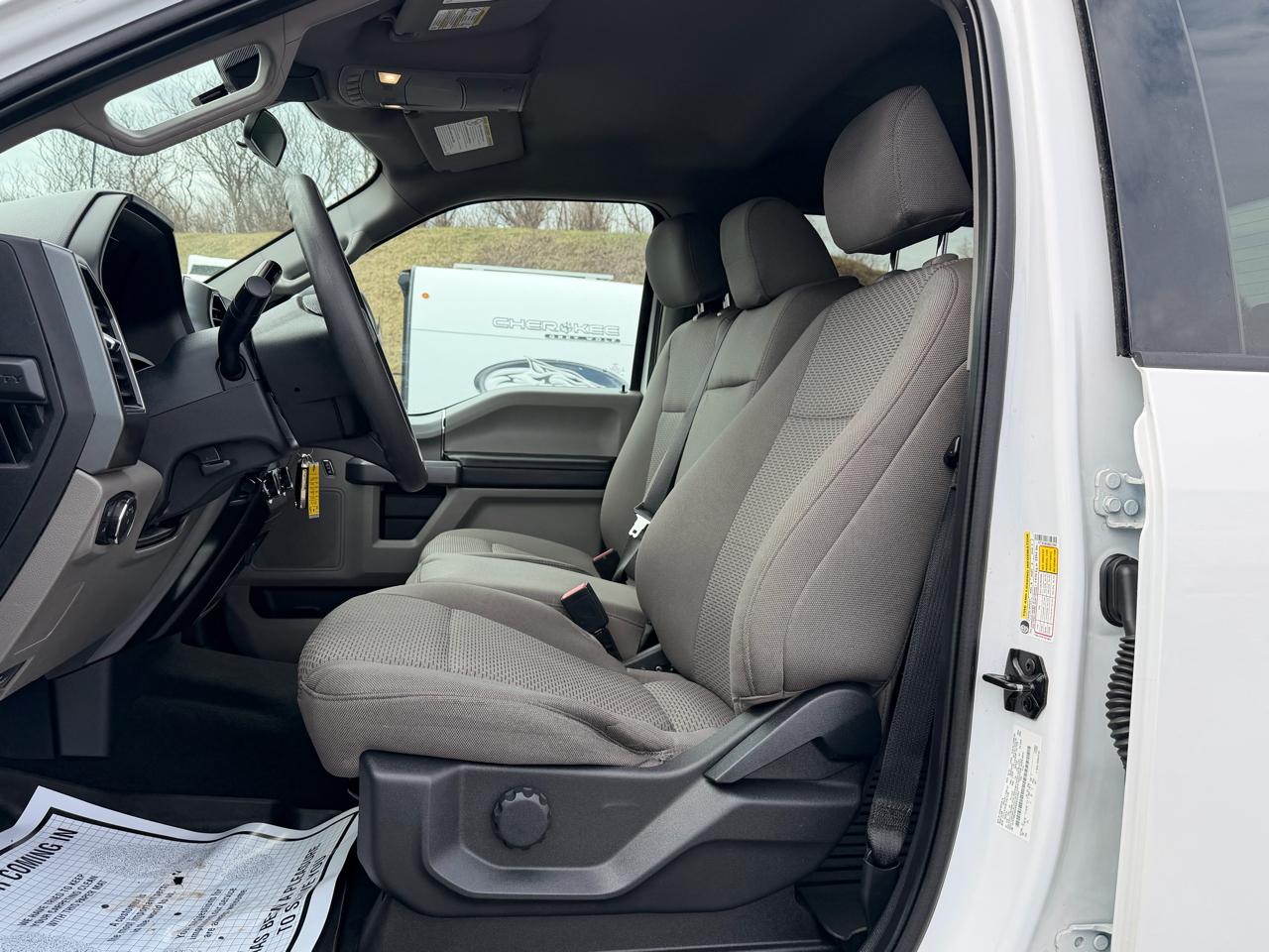 Ford F-250 SD XLT Crew Cab 4WD 2022