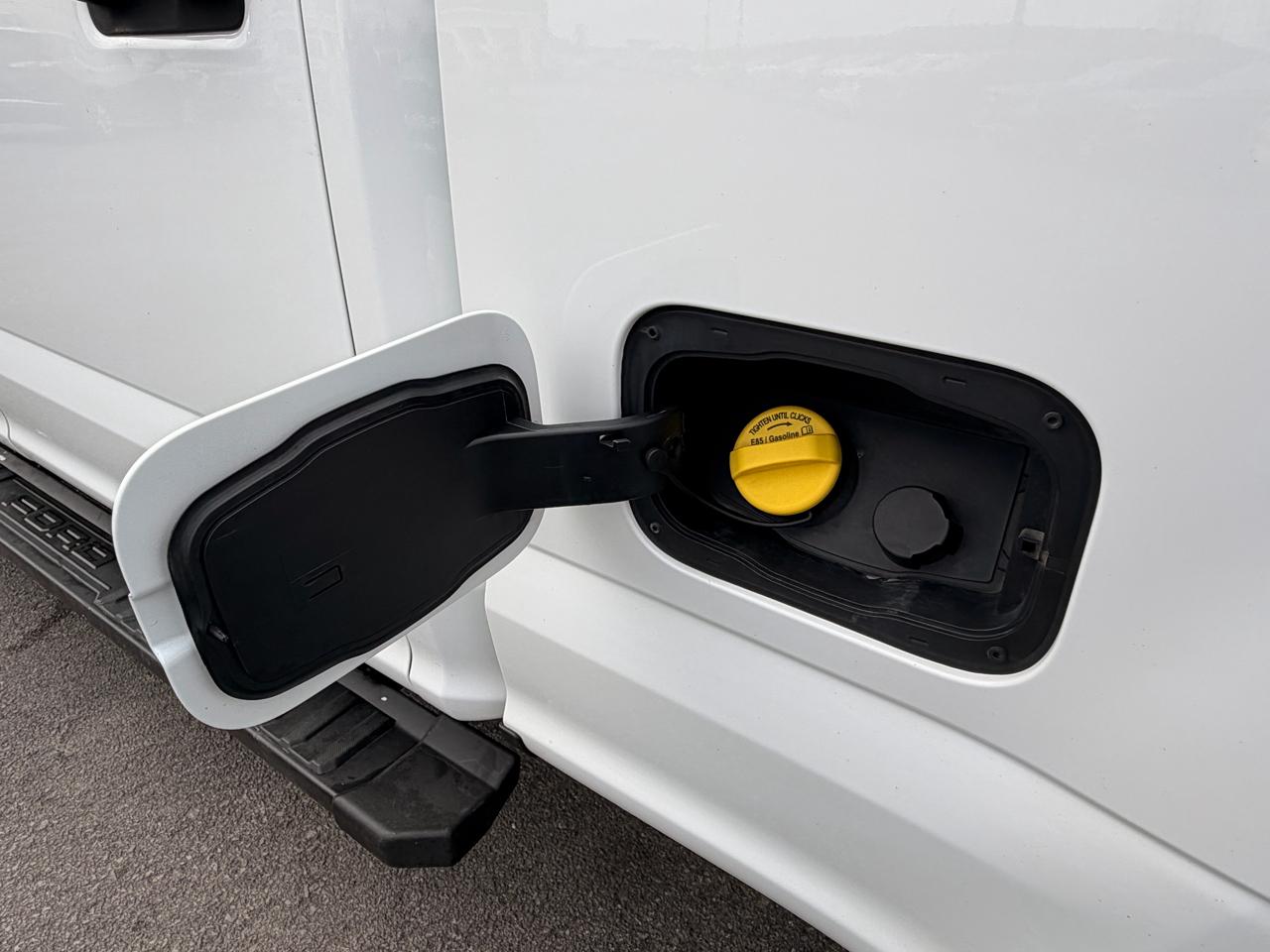 Ford F-250 SD XLT Crew Cab 4WD 2022