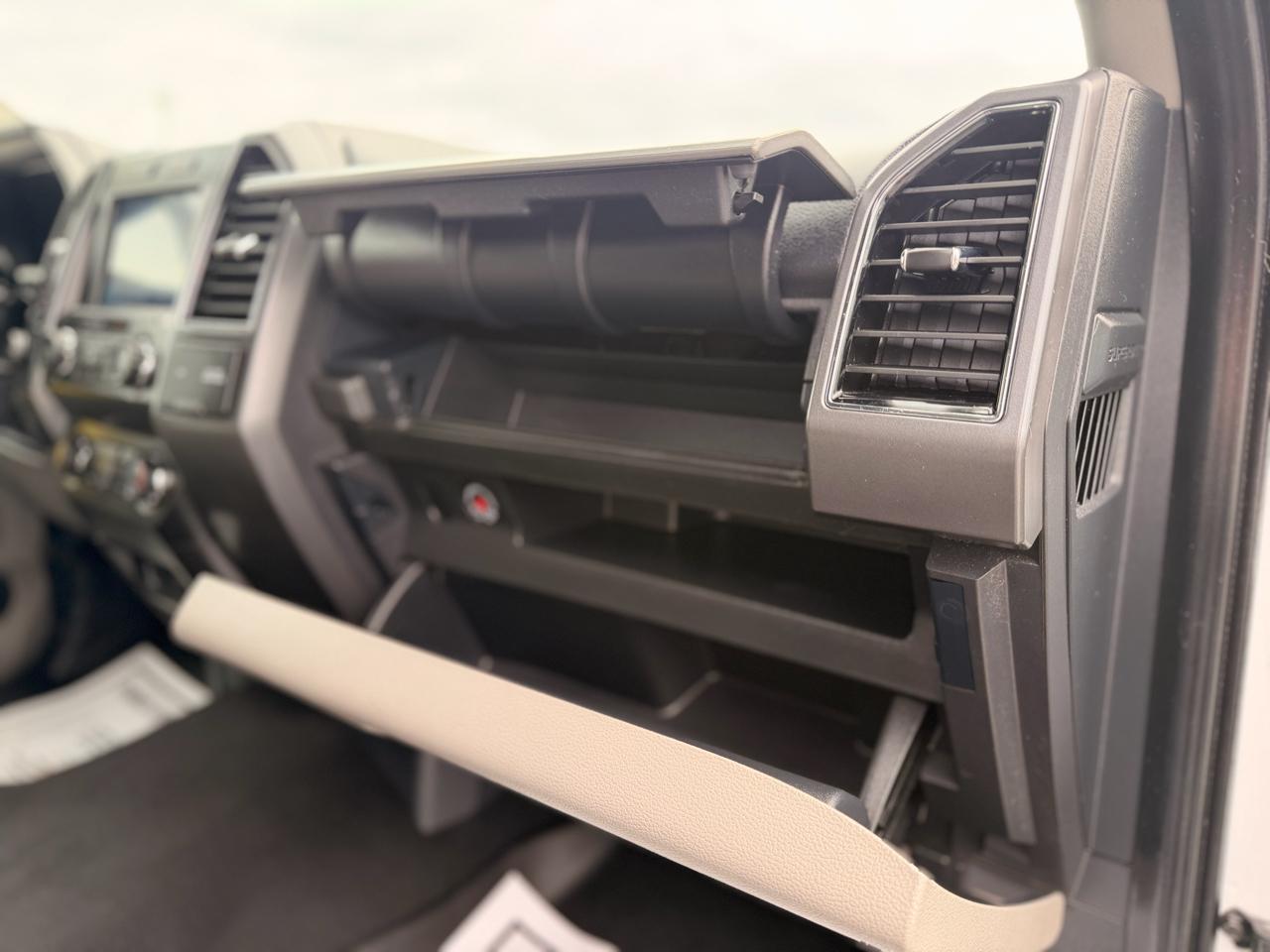 Ford F-250 SD XLT Crew Cab 4WD 2022