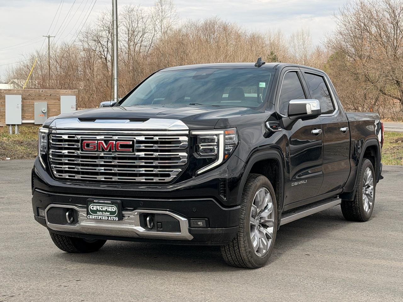 2023 GMC Sierra 1500 Denali Crew Cab 4WD