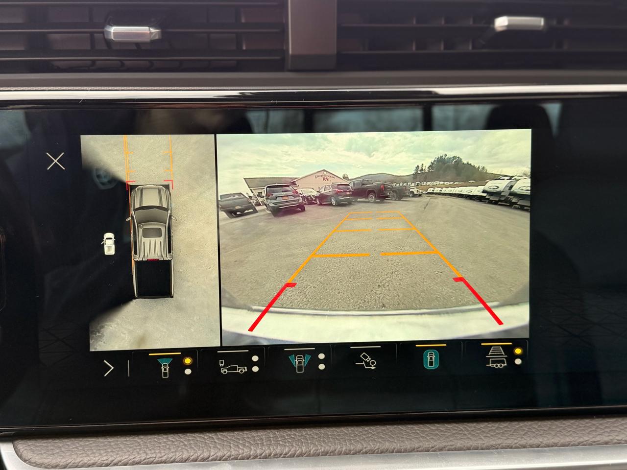 GMC Sierra 1500 Denali Crew Cab 4WD 2023