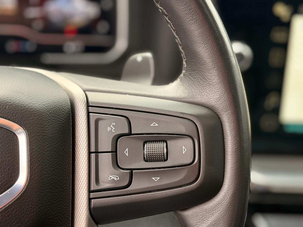 GMC Sierra 1500 Denali Crew Cab 4WD 2023