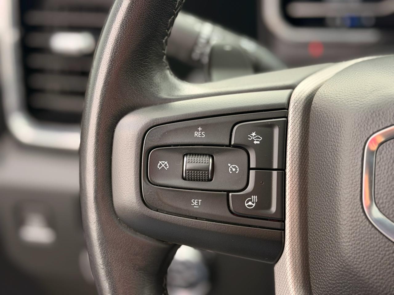 GMC Sierra 1500 Denali Crew Cab 4WD 2023