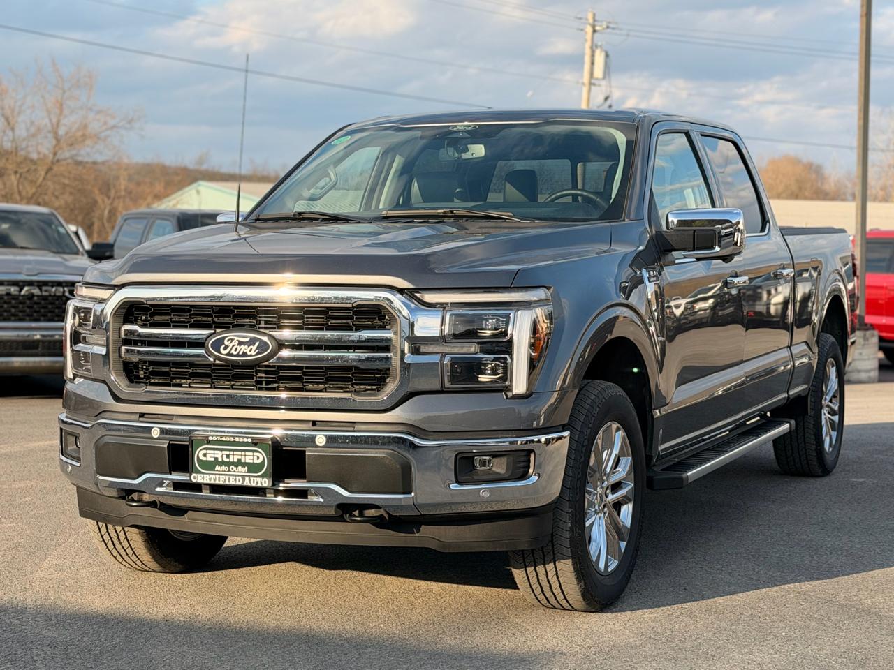 Ford F-150 Lariat SuperCrew 4WD 2025