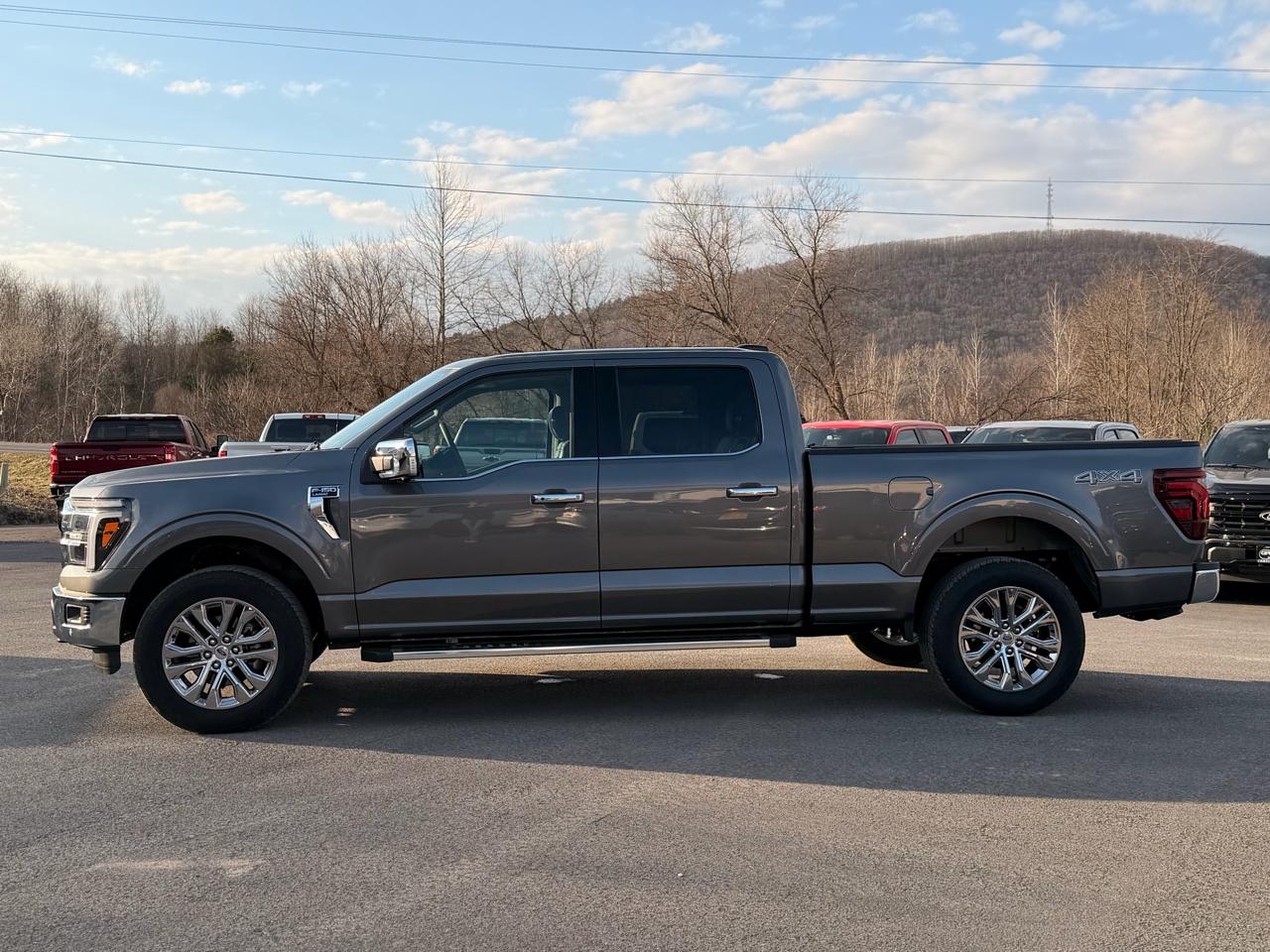 Ford F-150 Lariat SuperCrew 4WD 2025