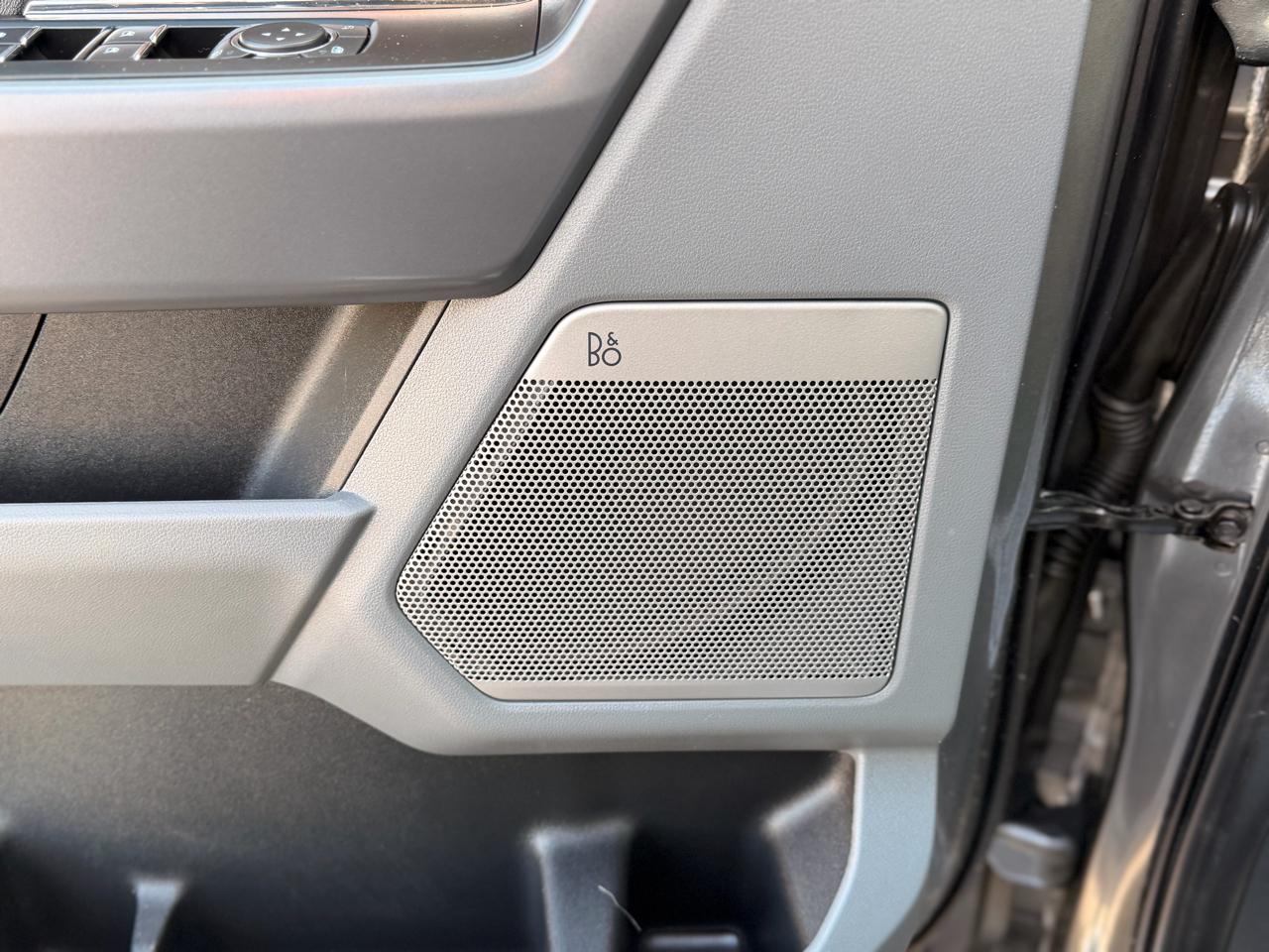 Ford F-150 Lariat SuperCrew 4WD 2025