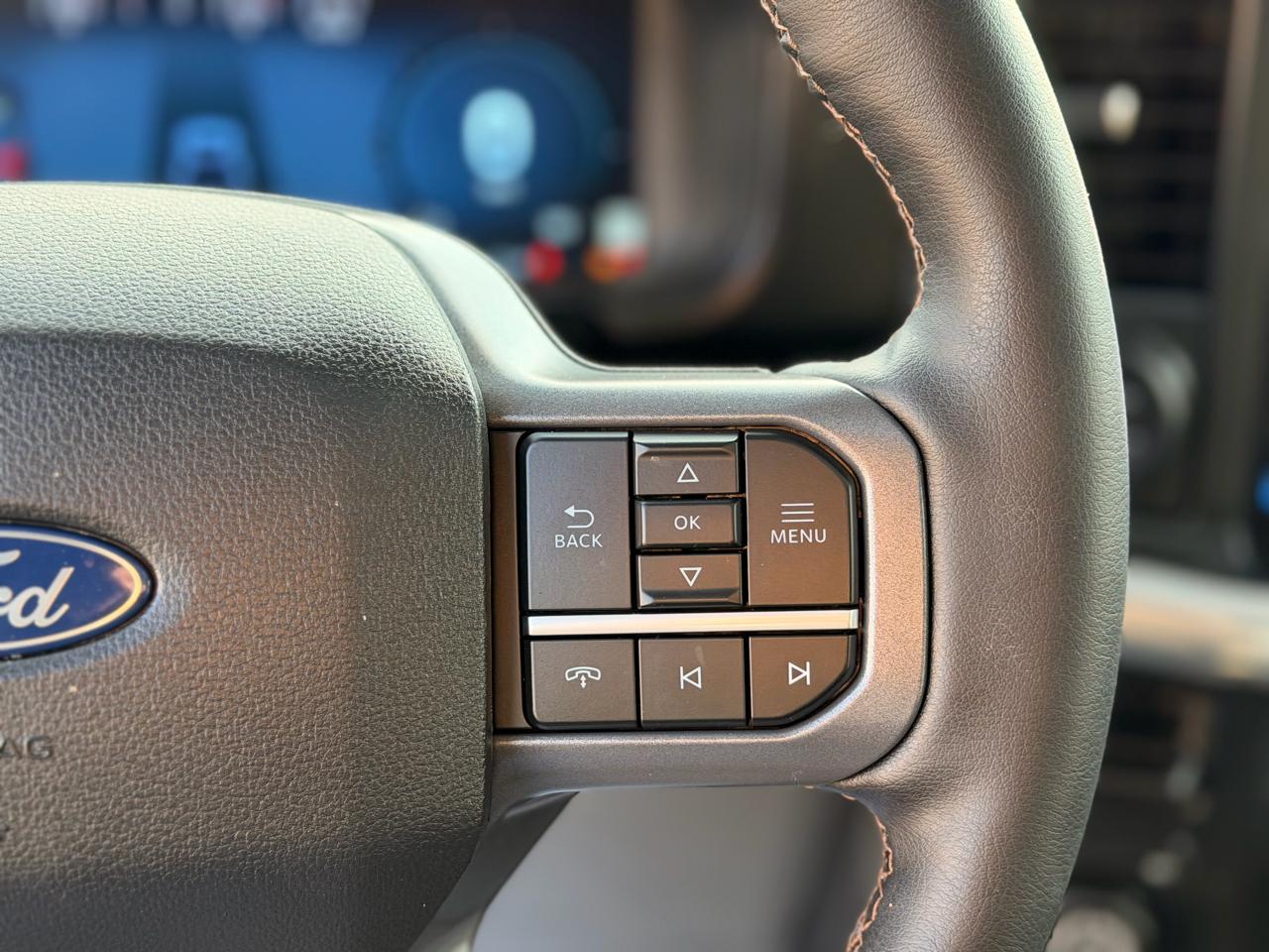 Ford F-150 Lariat SuperCrew 4WD 2025