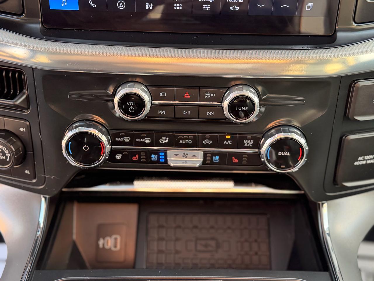 Ford F-150 Lariat SuperCrew 4WD 2025