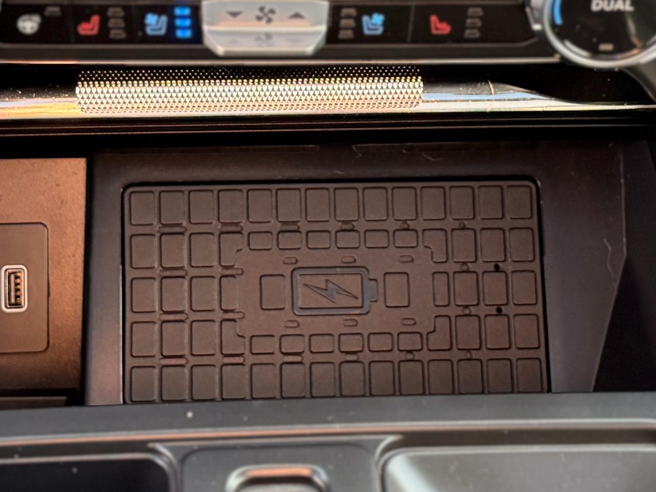 Ford F-150 Lariat SuperCrew 4WD 2025