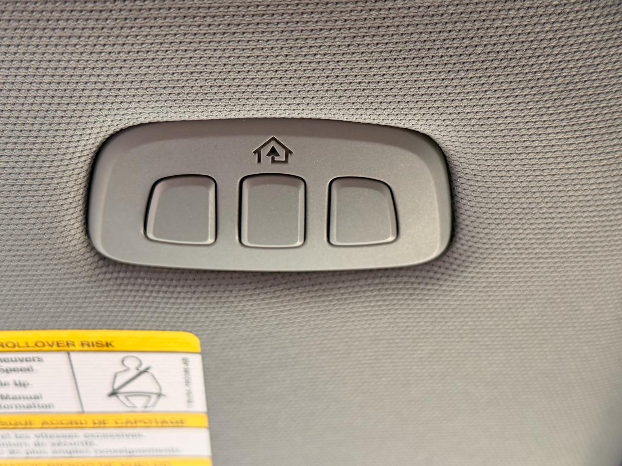 Ford F-150 Lariat SuperCrew 4WD 2025