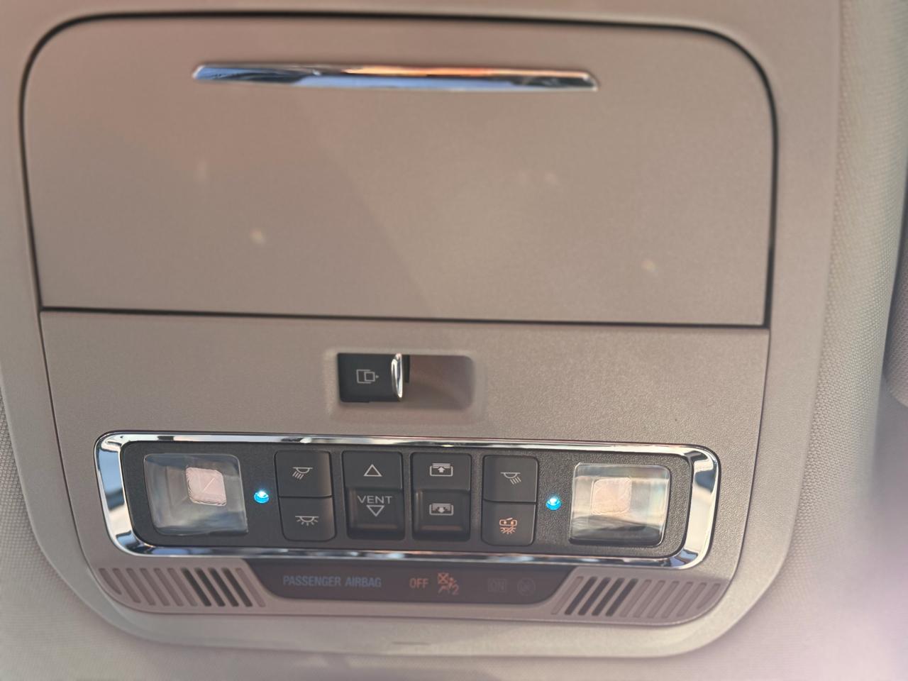 Ford F-150 Lariat SuperCrew 4WD 2025