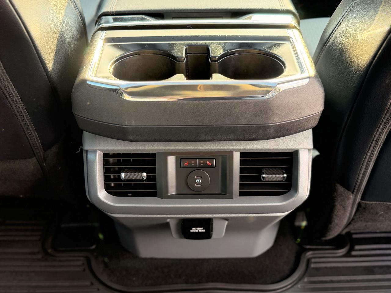 Ford F-150 Lariat SuperCrew 4WD 2025