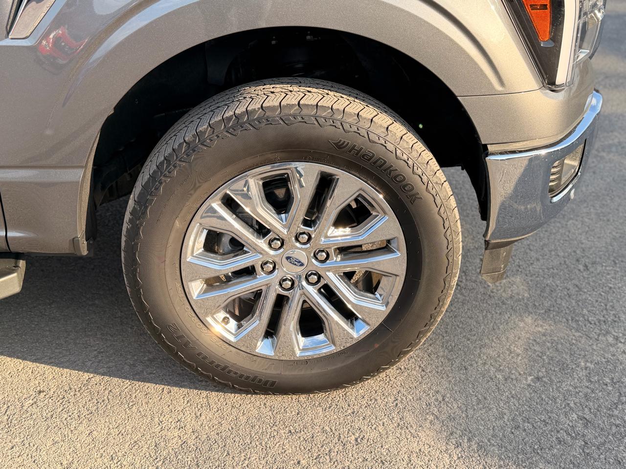 Ford F-150 Lariat SuperCrew 4WD 2025