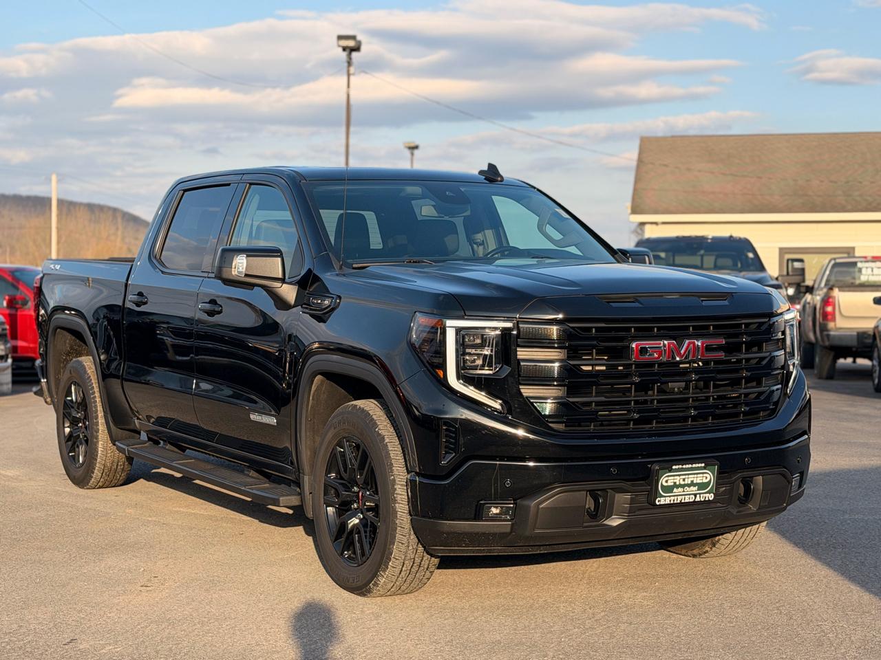 GMC Sierra 1500 Elevation Crew Cab 4WD 2024