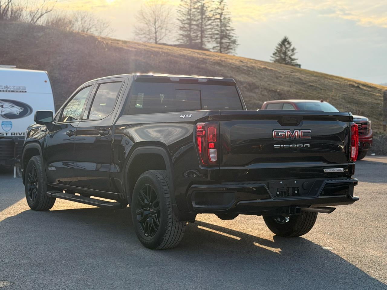 GMC Sierra 1500 Elevation Crew Cab 4WD 2024