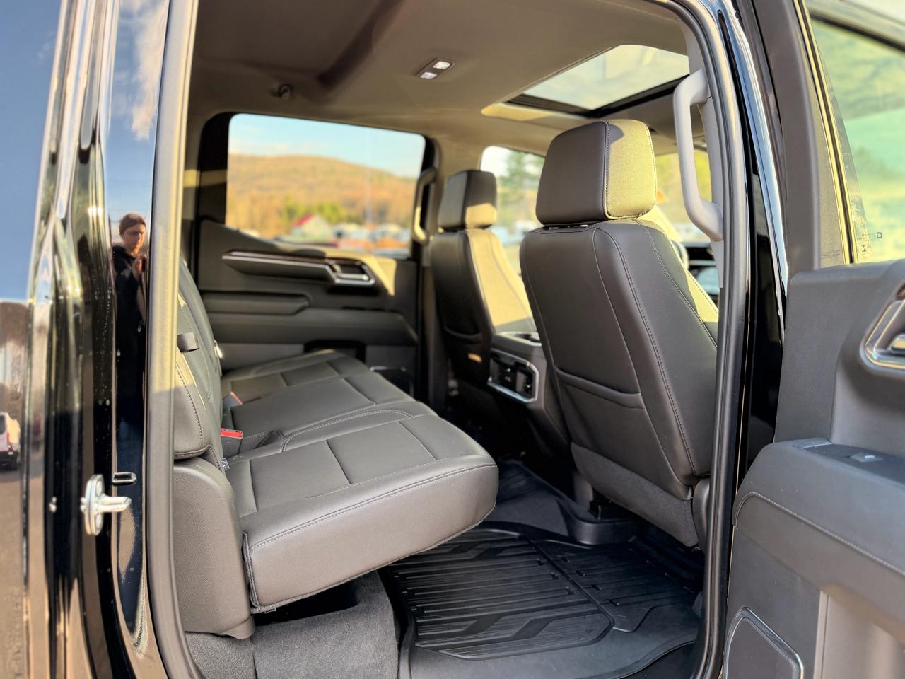 GMC Sierra 1500 Elevation Crew Cab 4WD 2024